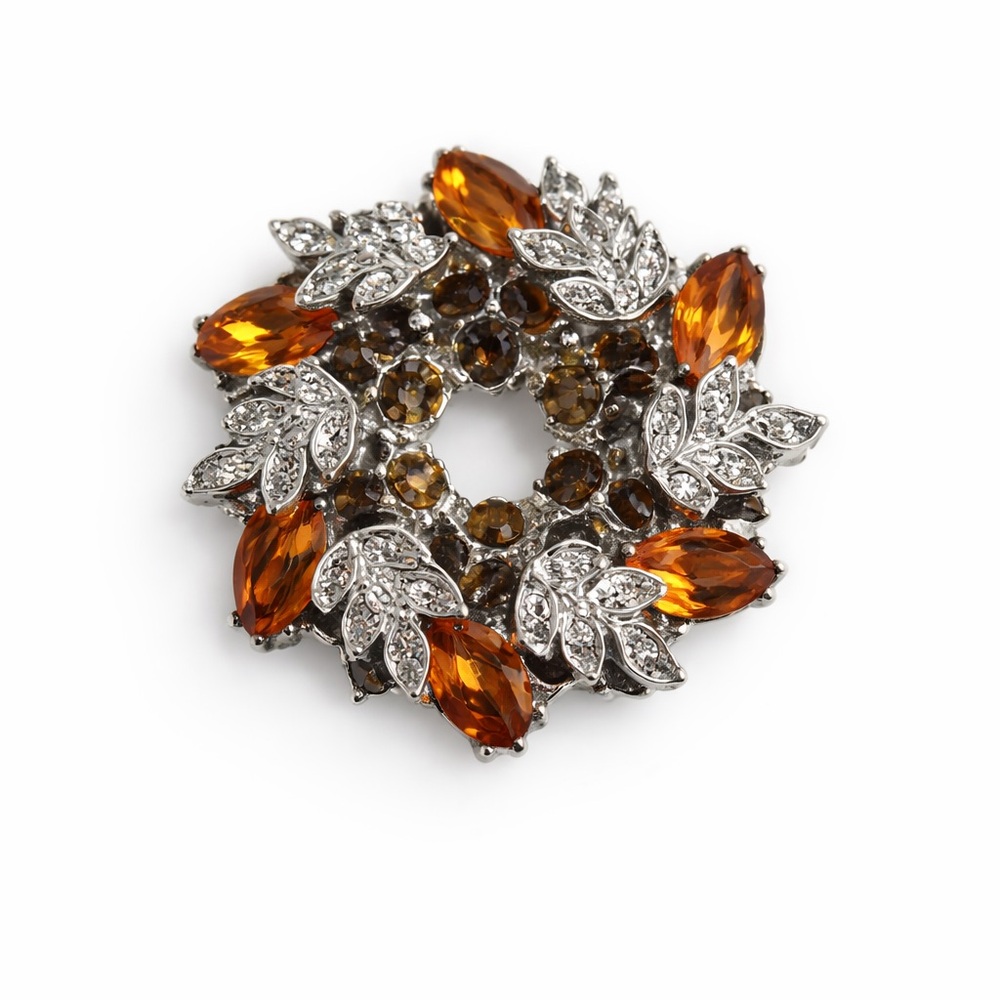 VINTAGE RHINESTONE YELLOW CRYSTAL SPARKLING WREATH BROOCH